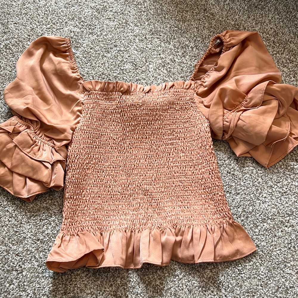 Lily Mae’s Puffed Sleeve Blouse